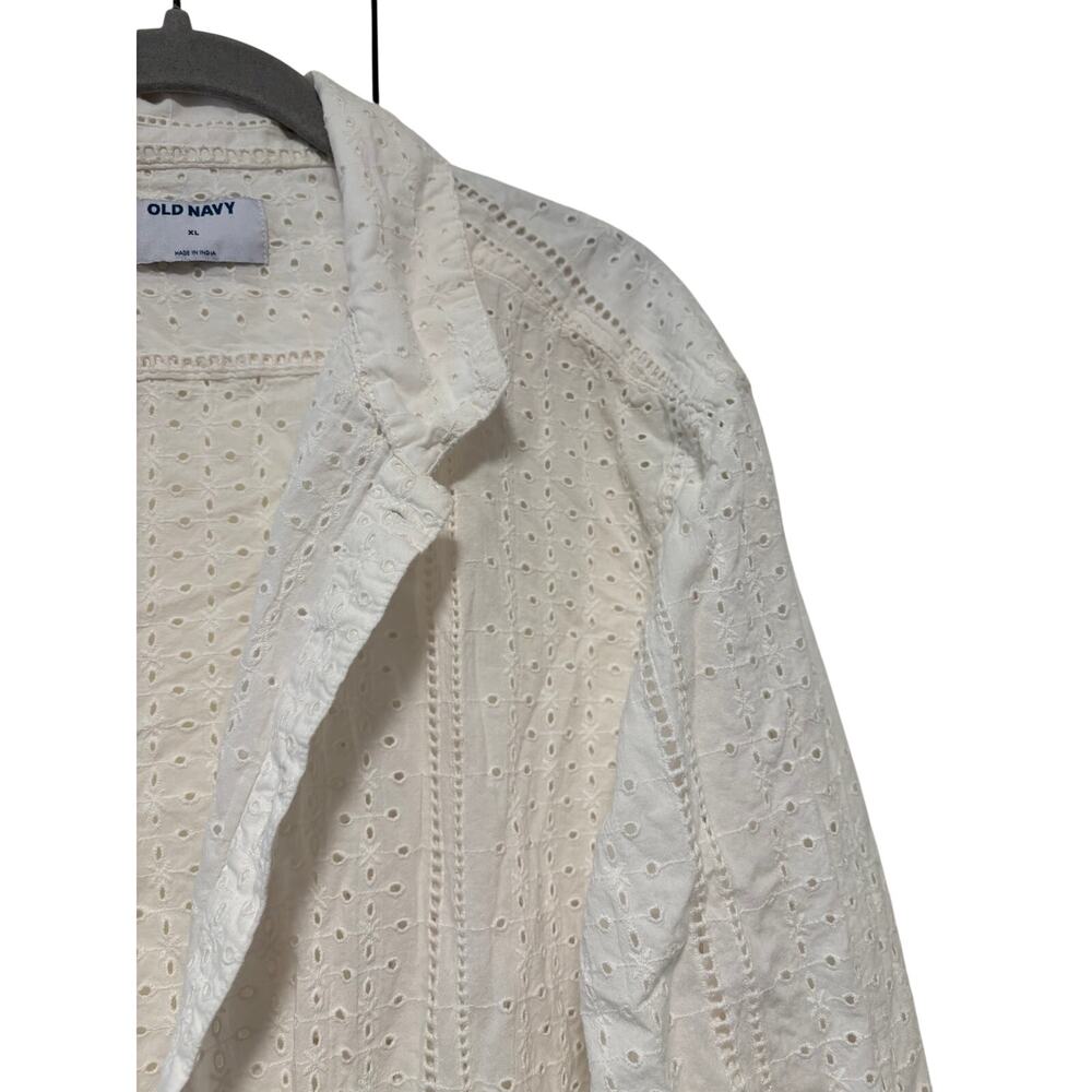 Old Navy White Eyelet Button Down Shirt XL - Picture 5 of 8